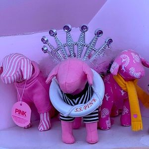 VS Pink collectable plush dogs